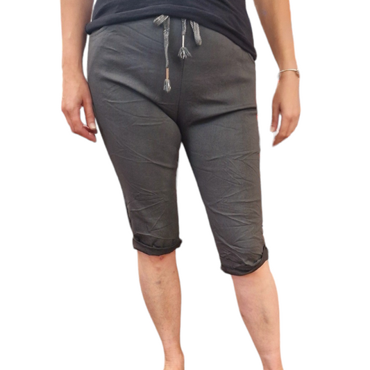 3/4 Magic Pants- Grey